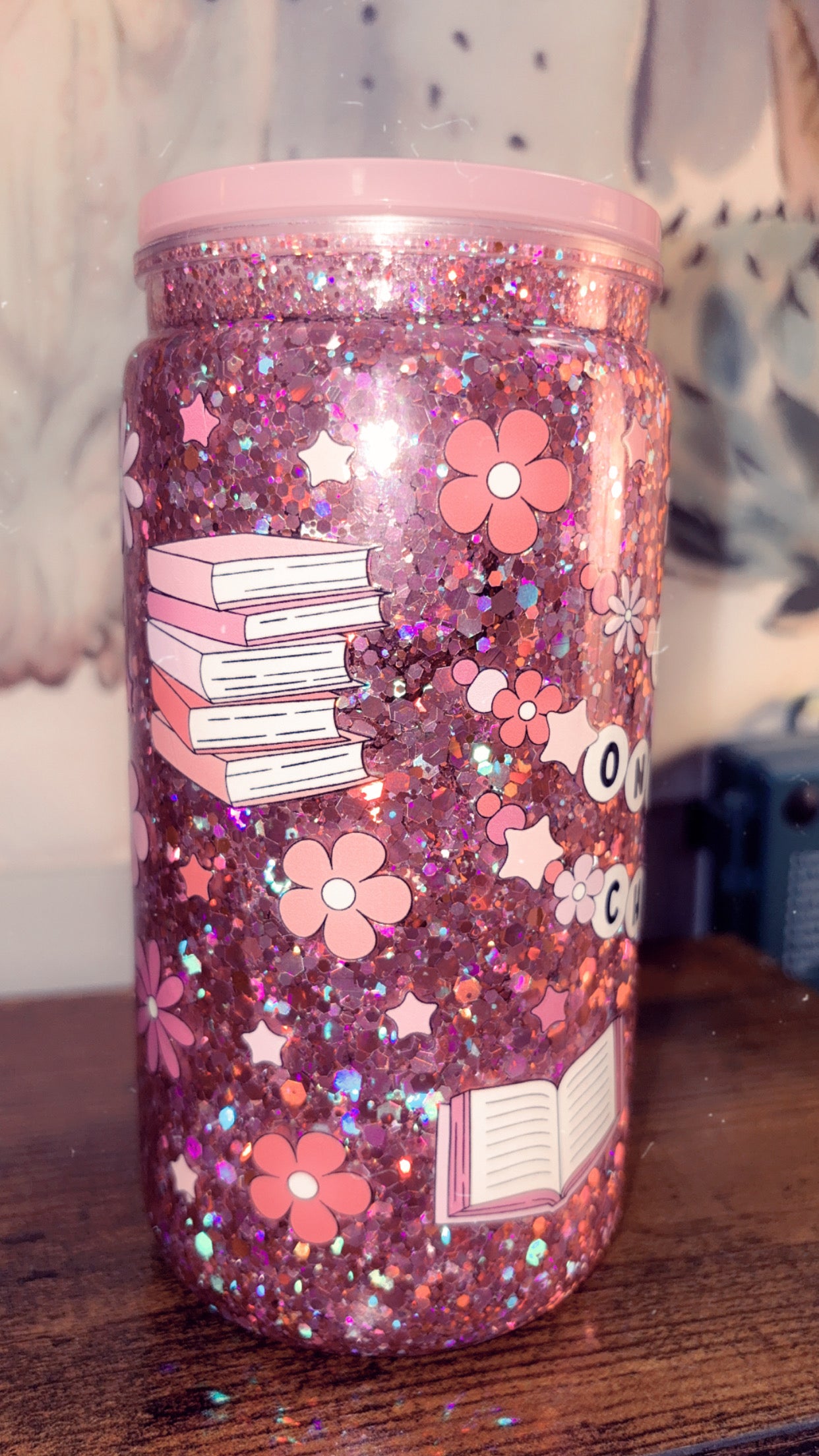 book lover snow globe